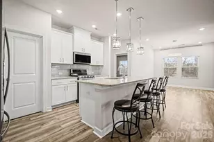 7120 American Elm Rd, Charlotte, NC 28215 - Photo 13