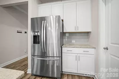 7120 American Elm Road, Charlotte, NC 28215 - Photo 15