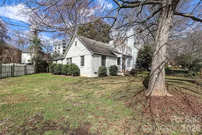 1613 Lombardy Circle, Charlotte, NC 28203 - Photo 17