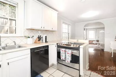 1613 Lombardy Circle, Charlotte, NC 28203 - Photo 9