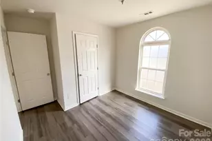 4141 Rosy Mound Ln, Charlotte, NC 28216 - Photo 13