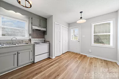 304 Belton Avenue, Mount Holly, NC 28120 - Photo 9