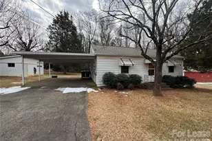 9019 Reames Rd, Charlotte, NC 28216 - Photo 1