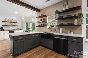 153 Ashford Hollow Ln, Mooresville, NC 28117 - Photo 7