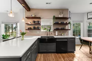 153 Ashford Hollow Ln, Mooresville, NC 28117 - Photo 5