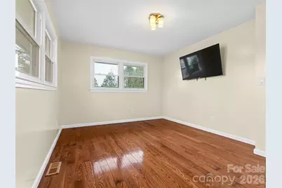 1034 S Orchard Road, Flat Rock, NC 28731 - Photo 15