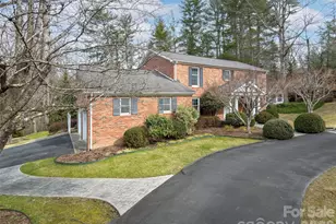 110 Glengary Dr, Flat Rock, NC 28731 - Photo 3