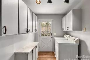 110 Glengary Dr, Flat Rock, NC 28731 - Photo 15