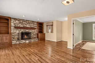 110 Glengary Dr, Flat Rock, NC 28731 - Photo 13