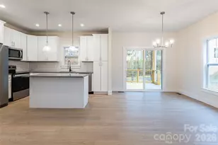 169 Cascade Rdg Rd, Fairview, NC 28730 - Photo 11