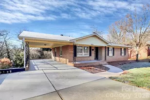 526 Julia Ave, Belmont, NC 28012 - Photo 1