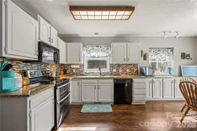 112 Bridlewood Trail, Mills River, NC 28759 - Photo 9