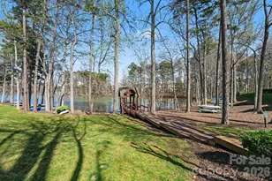921 Northeast Dr, Davidson, NC 28036 - Photo 19