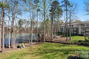 921 Northeast Dr, Davidson, NC 28036 - Photo 17