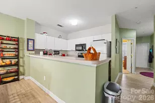 921 Northeast Dr, Davidson, NC 28036 - Photo 9