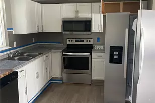 1221 Farmfield Ln, Charlotte, NC 28213 - Photo 5