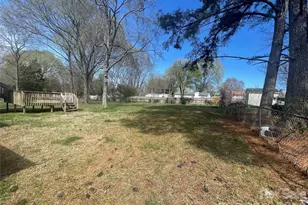 1221 Farmfield Ln, Charlotte, NC 28213 - Photo 3