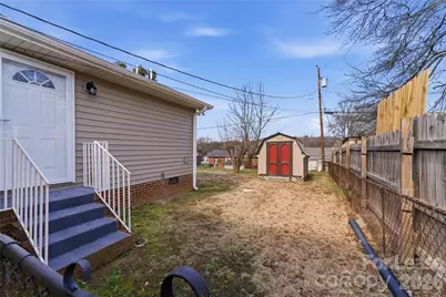 4000 Fieldcrest Road, Charlotte, NC 28217 - Photo 21