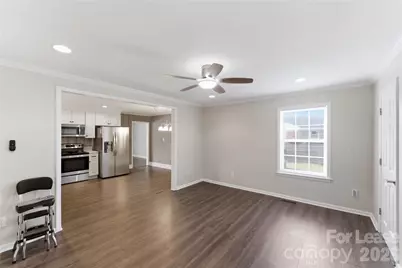 4000 Fieldcrest Road, Charlotte, NC 28217 - Photo 15