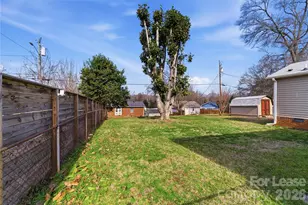 4000 Fieldcrest Rd, Charlotte, NC 28217 - Photo 5