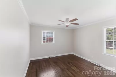 4000 Fieldcrest Road, Charlotte, NC 28217 - Photo 21