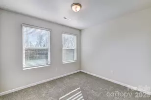 6122 Vasey St, Charlotte, NC 28269 - Photo 17