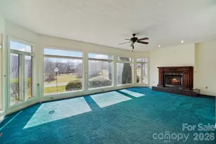 39 Beaumont Dr, Hendersonville, NC 28739 - Photo 5