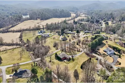 39 Beaumont Drive, Hendersonville, NC 28739 - Photo 41