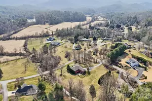 39 Beaumont Dr, Hendersonville, NC 28739 - Photo 41