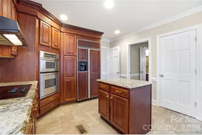 115 Chesney Glen Drive, Matthews, NC 28105 - Photo 17