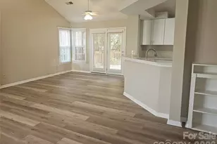 3604 Edmund Ct, Matthews, NC 28105 - Photo 7