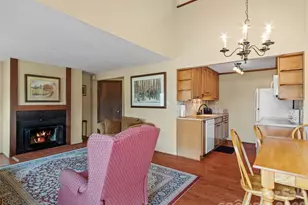 125 Townhouse Dr, Burnsville, NC 28714 - Photo 7