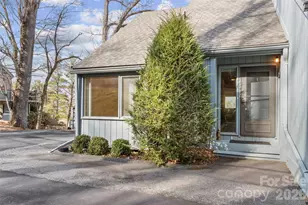 125 Townhouse Dr, Burnsville, NC 28714 - Photo 1