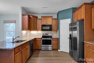 4327 Bent Green Ln, Monroe, NC 28112 - Photo 7