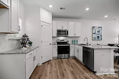 3128 Butler Hill Drive, Matthews, NC 28105 - Photo 3