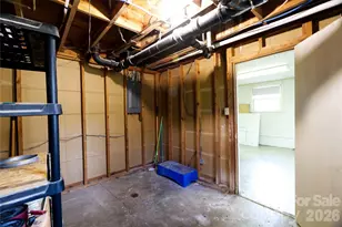 2042 Robinson Rd, Newton, NC 28658 - Photo 29