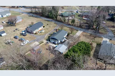 160 Elm Avenue, Hudson, NC 28638 - Photo 35