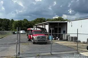 979 E Liberty St, York, SC 28745 - Photo 3