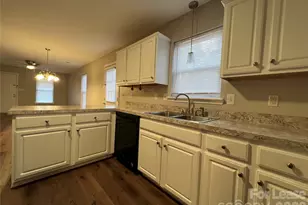 2013 Grandhaven Dr, Mount Holly, NC 28120 - Photo 3