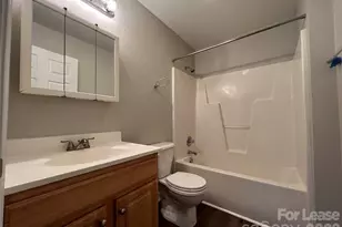 2013 Grandhaven Dr, Mount Holly, NC 28120 - Photo 7