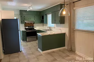 210 Park Rd, Mount Holly, NC 28120 - Photo 3