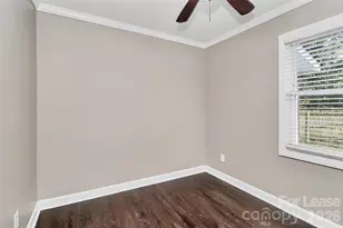 2213 Kennesaw Dr, Charlotte, NC 28216 - Photo 13