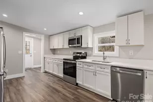 22 Honey Locust Ln, Candler, NC 28715 - Photo 11