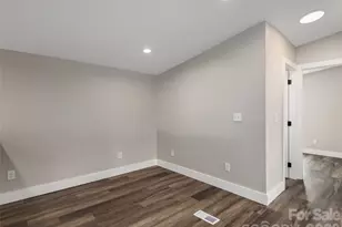 22 Honey Locust Ln, Candler, NC 28715 - Photo 13