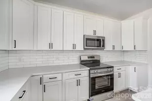 146 Forest Creek Dr, Statesville, NC 28625 - Photo 13