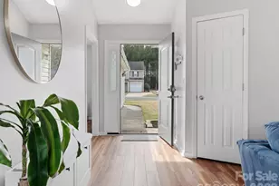 221 Glencroft Dr, Wingate, NC 28174 - Photo 3