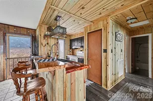 5495 Pine Ridge Dr, Connelly Springs, NC 28612 - Photo 7