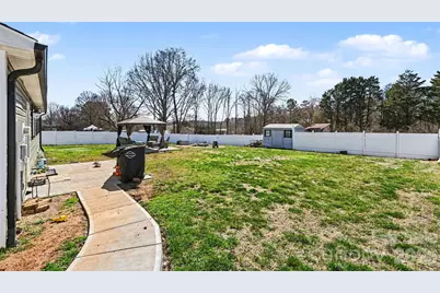 3545 Yorkland Drive, Hickory, NC 28601 - Photo 11