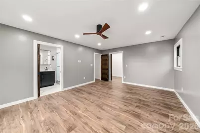 453 Friendly Acres Drive, Waynesville, NC 28786 - Photo 23