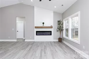 1949 Colonial Ln, Hickory, NC 28601 - Photo 7